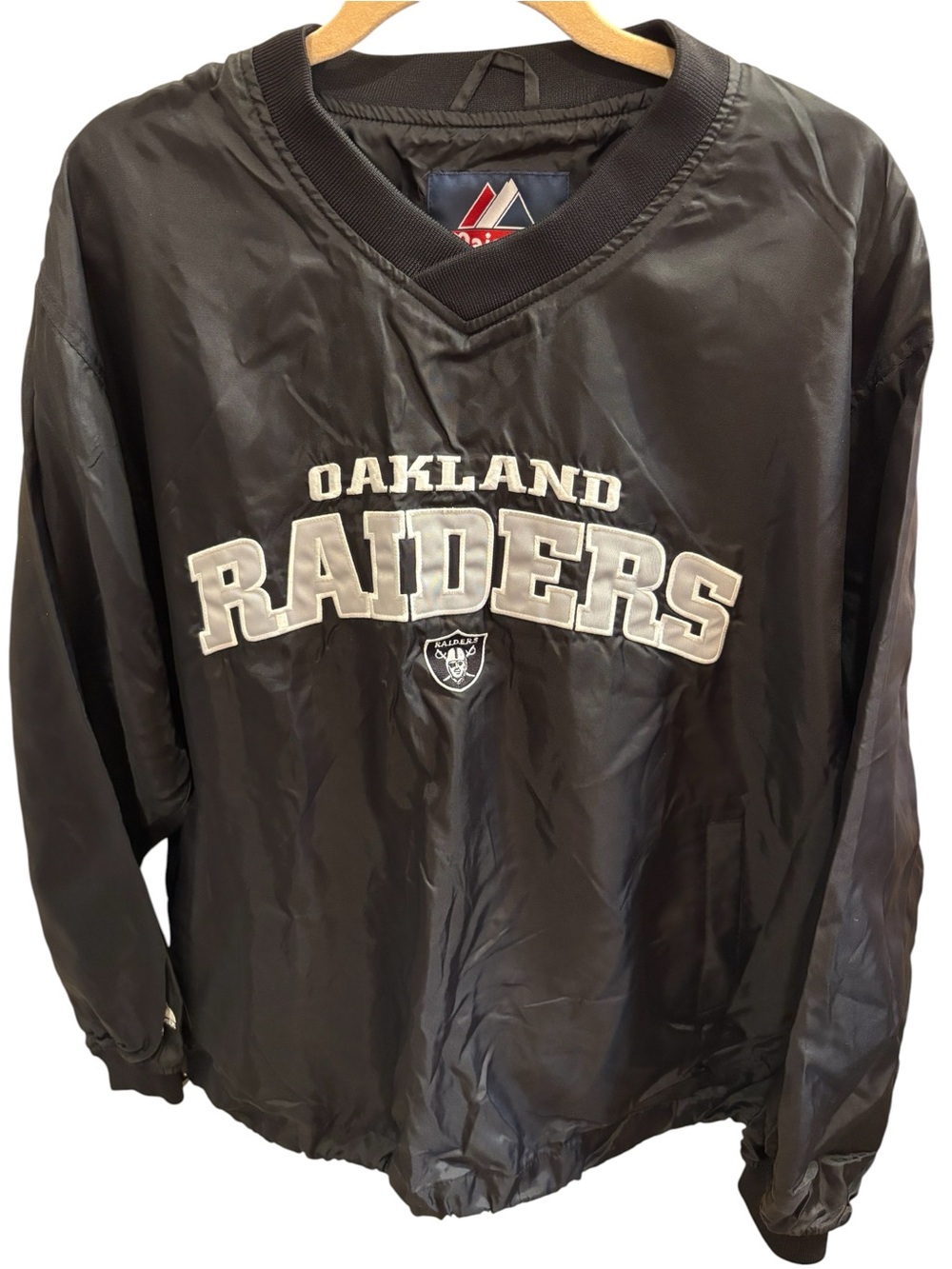 NWOT VINTAGE MAJESTIC OAKLAND RAIDERS MEN’S V-NECK PULLOVER WINDBREAKER MEDIUM